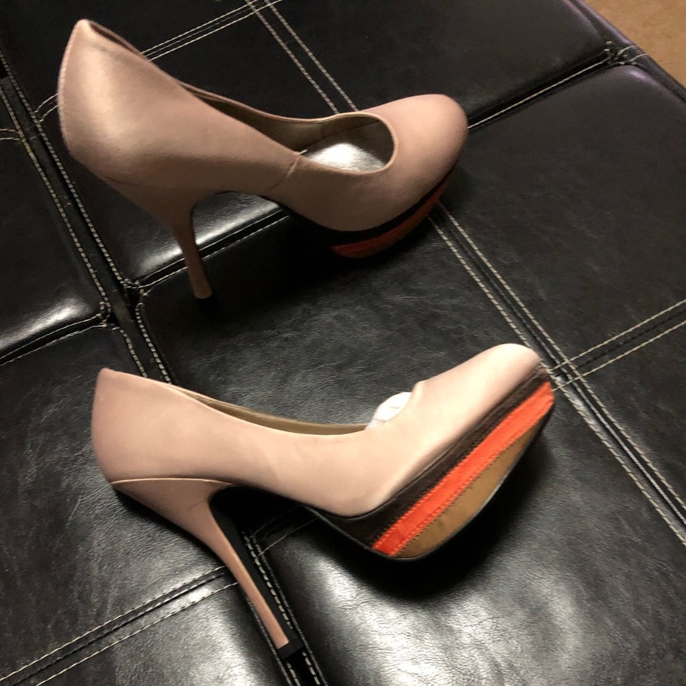 Tan heels